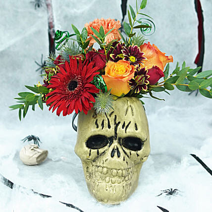 Skuuulled Flowers: Halloween Gift Baskets